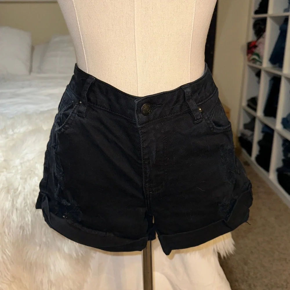 Vigoss | The Jagger Distressed Black Denim Shorts Mid Rise Cuffed Hem Size 31
